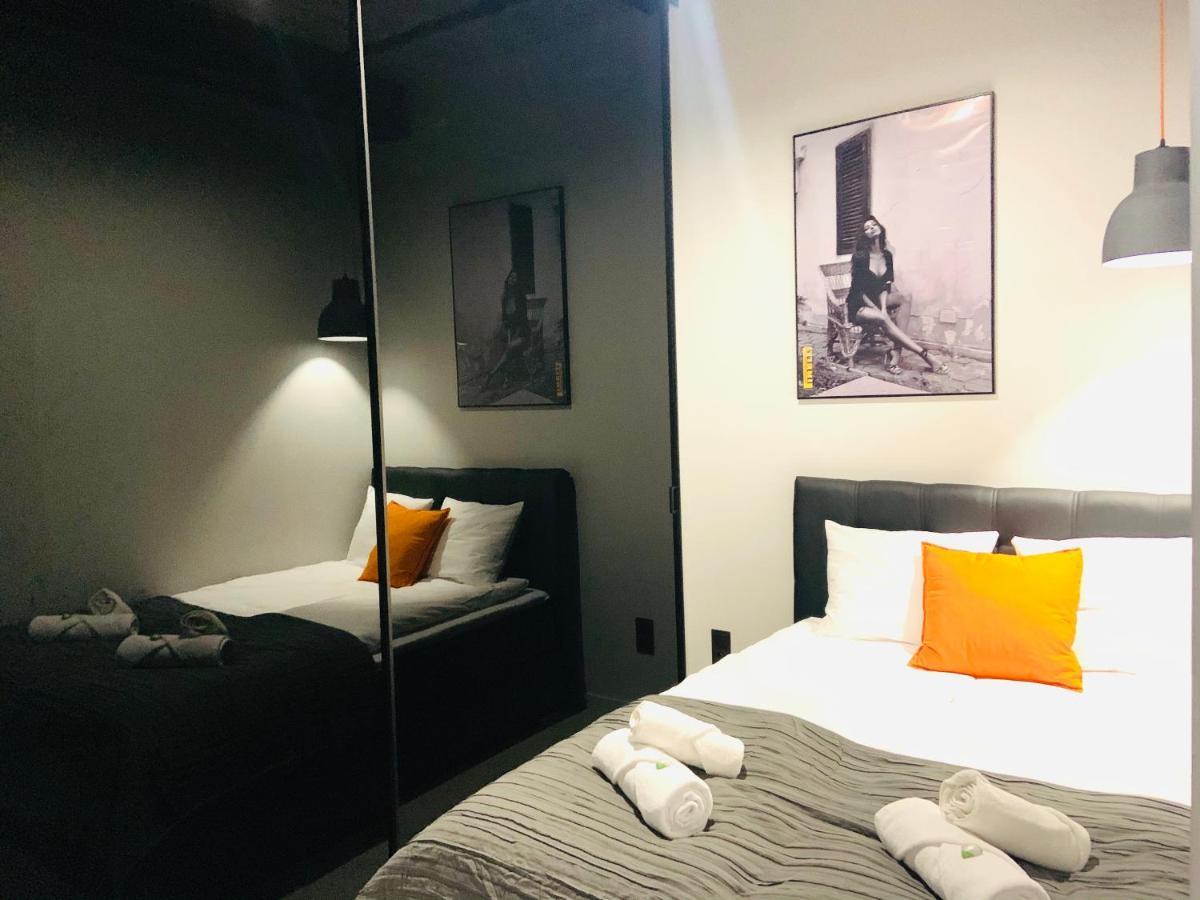 5 Star Apartments - Luxury & Comfort Jelenia Góra Esterno foto